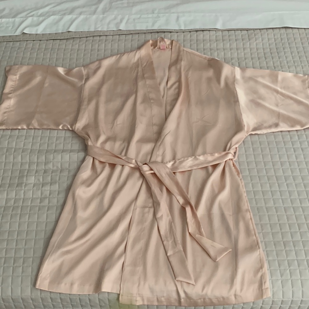 VS satin robe, M-L